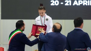 podio jr sfe06010 copia simone ferraro ph